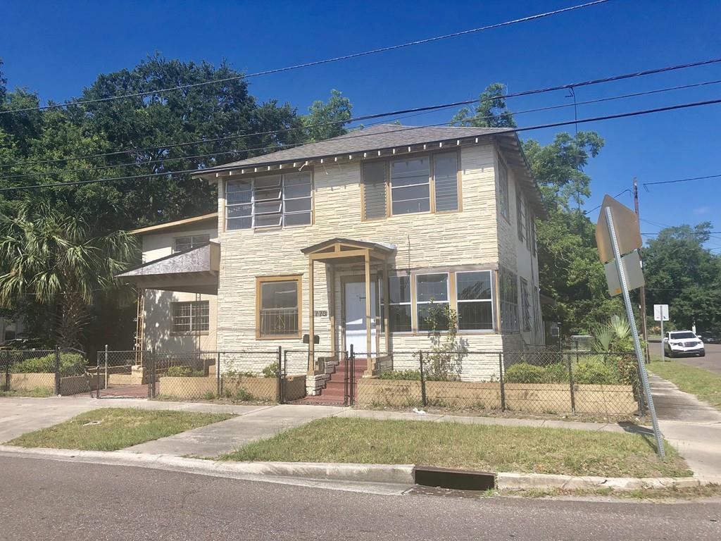 1778 Spires Ave - Photo 1
