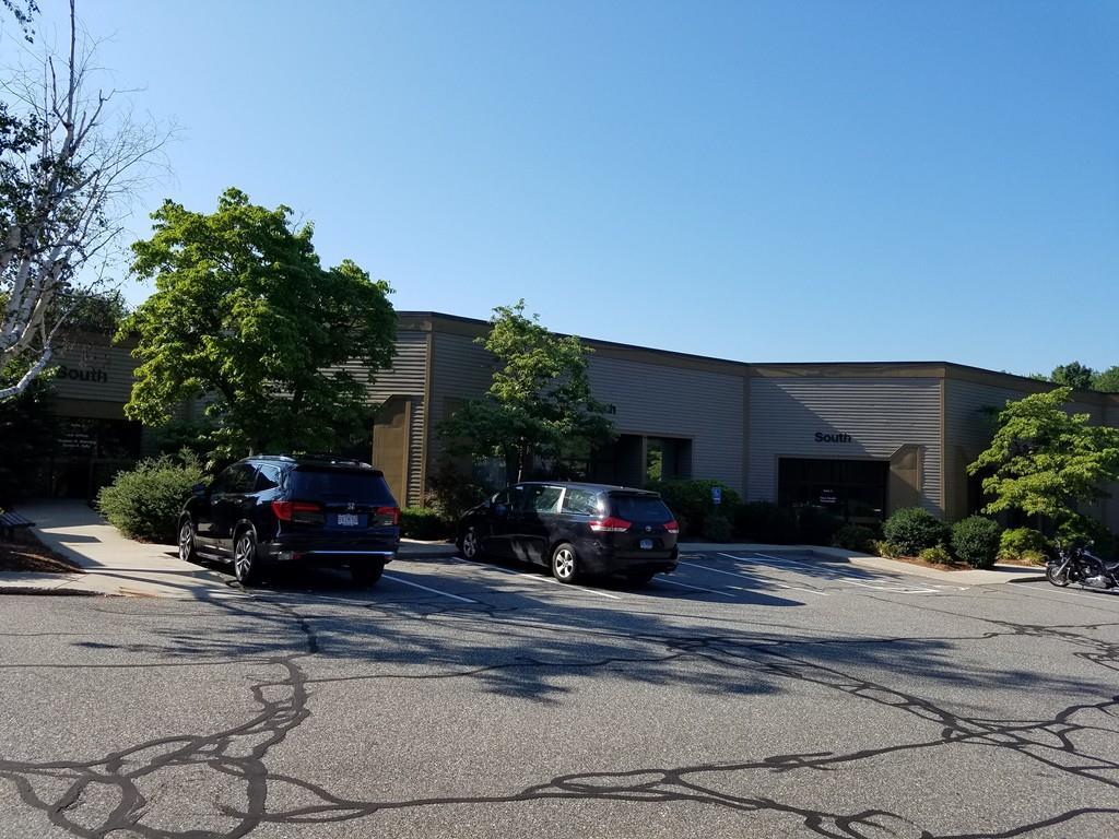 200 N Main St - Photo 1