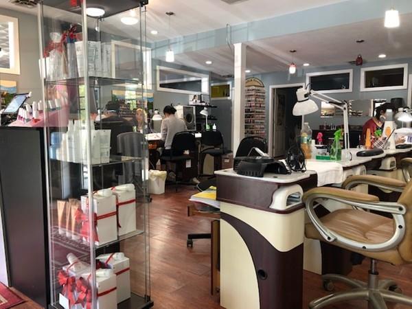 99 Busy - Photo 1