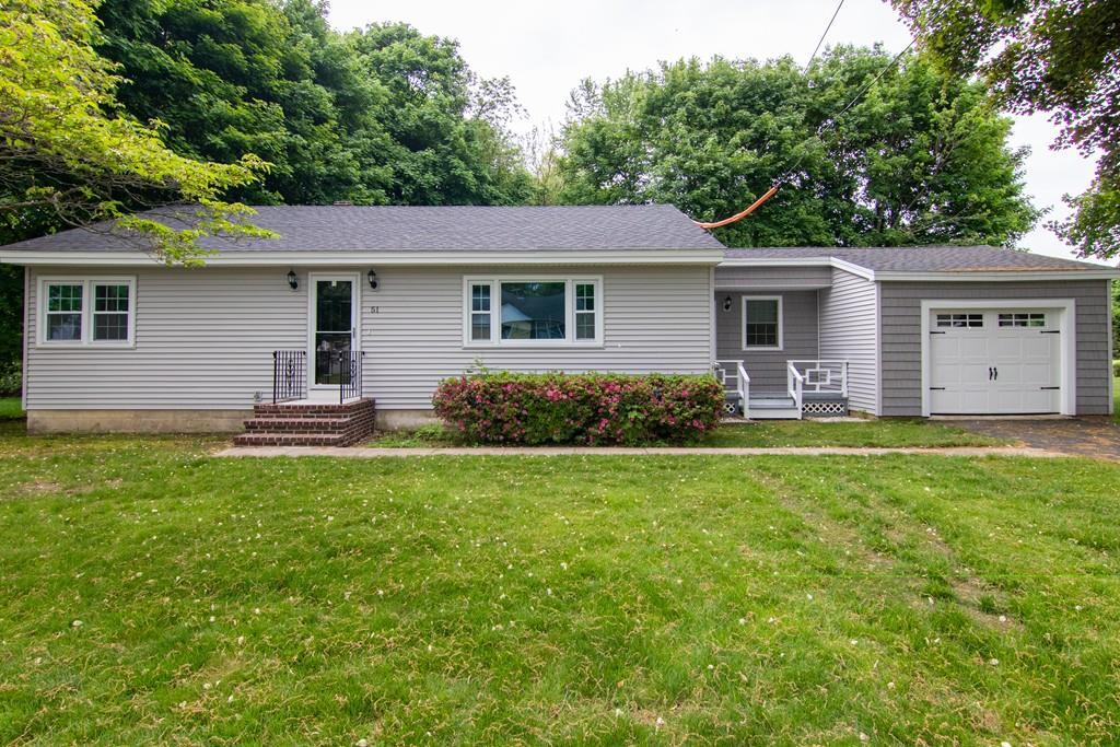 51 Maille Avenue - Photo 1