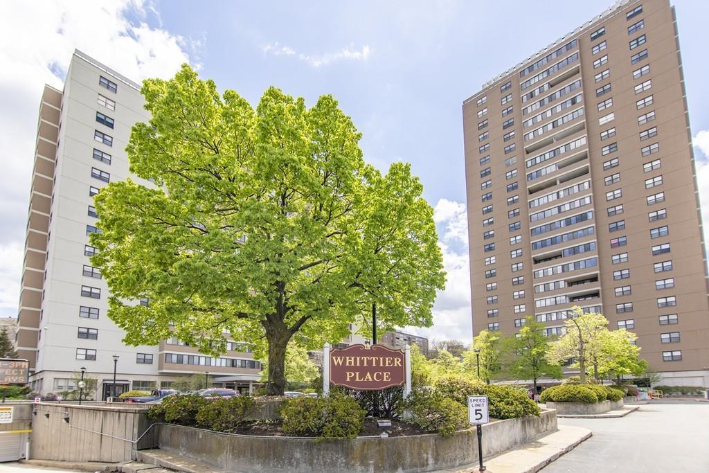 8 Whittier Pl - Photo 1 8 Whittier Pl - Photo 1