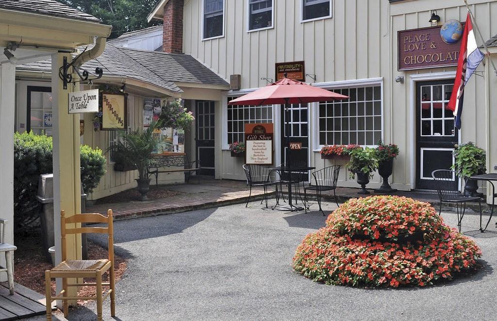 36 Main St - Photo 1