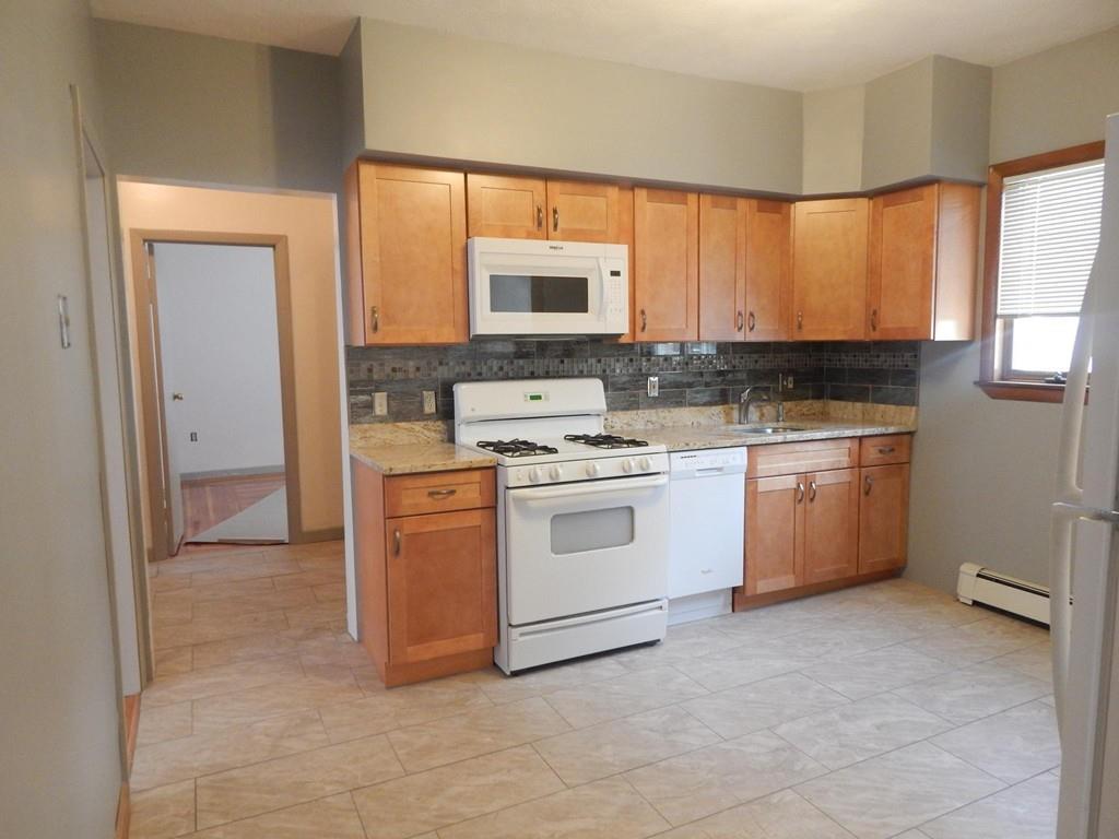 118 Grant Ave - Photo 1