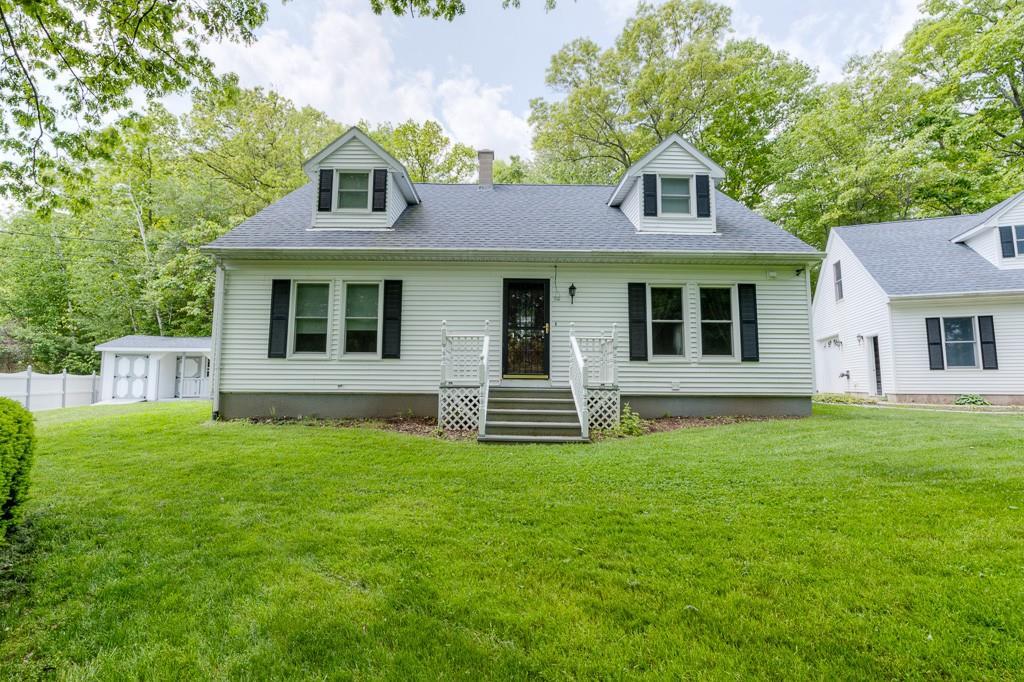 385 Rondeau St - Photo 1