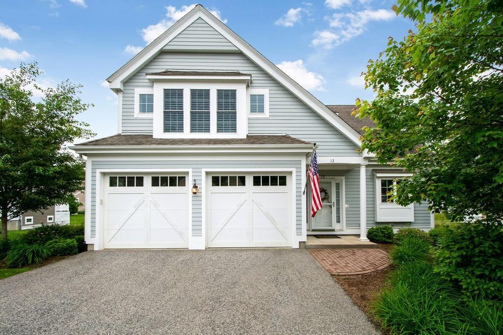 12 Carriage Lane - Photo 1