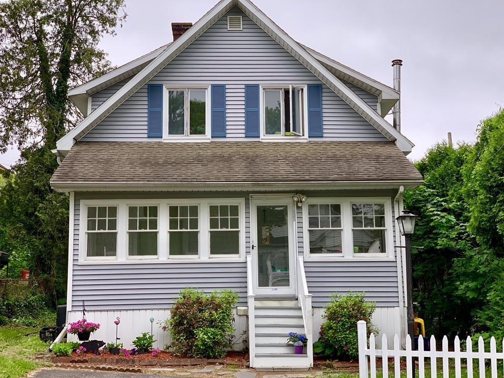 45 Sherburne Ave - Photo 1
