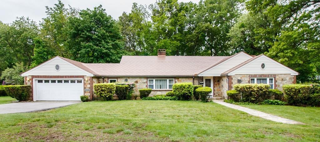 17 Marr Crest Drive - Photo 1
