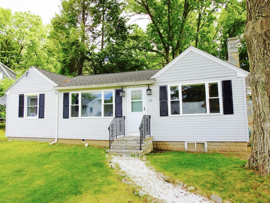 19 Bruce St - Photo 1