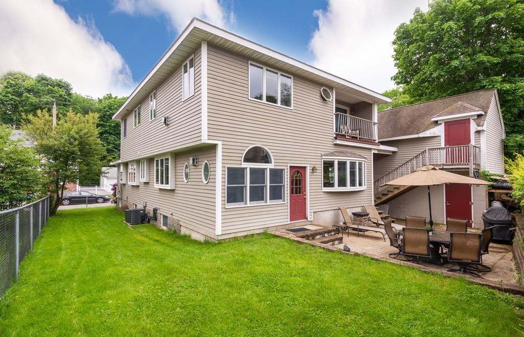 19 Hynes Ave - Photo 1