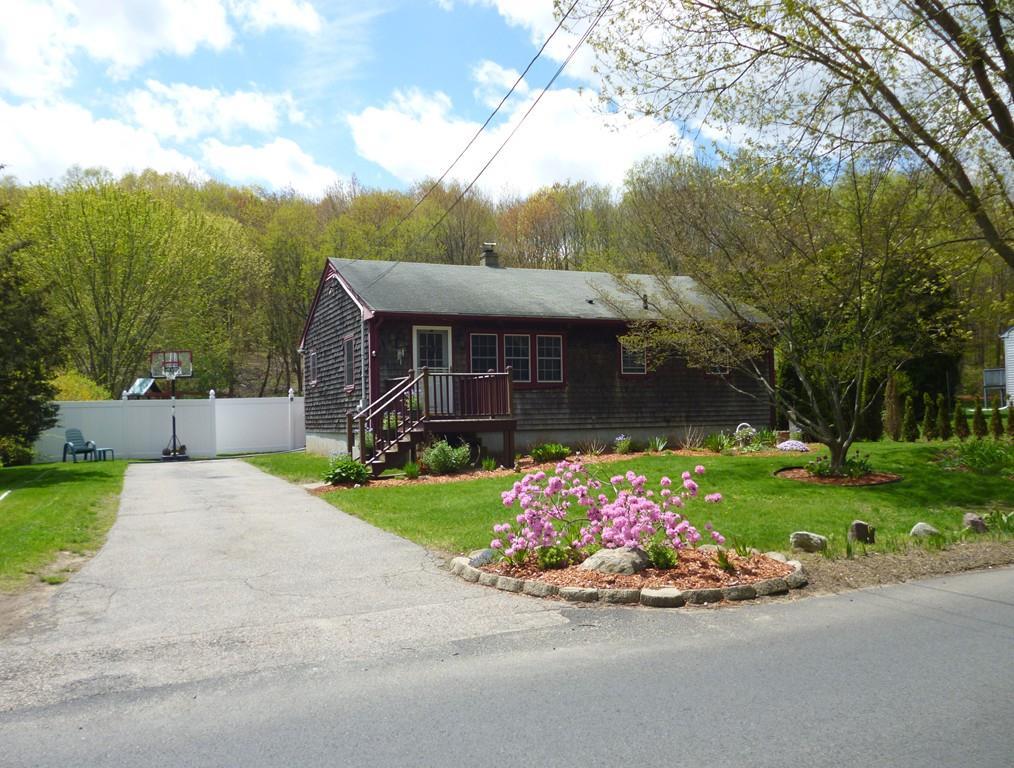 102 Cumberland Ave - Photo 1