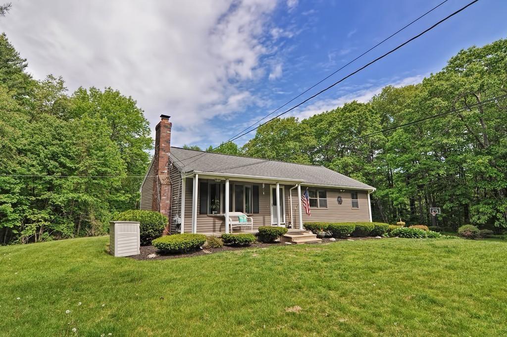 190 Pine St - Photo 1