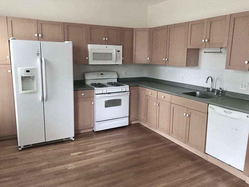 14 Schiller Street - Photo 1