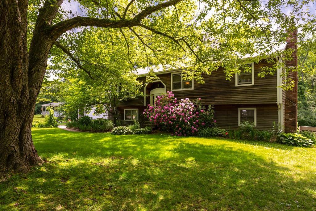605 Conant - Photo 1