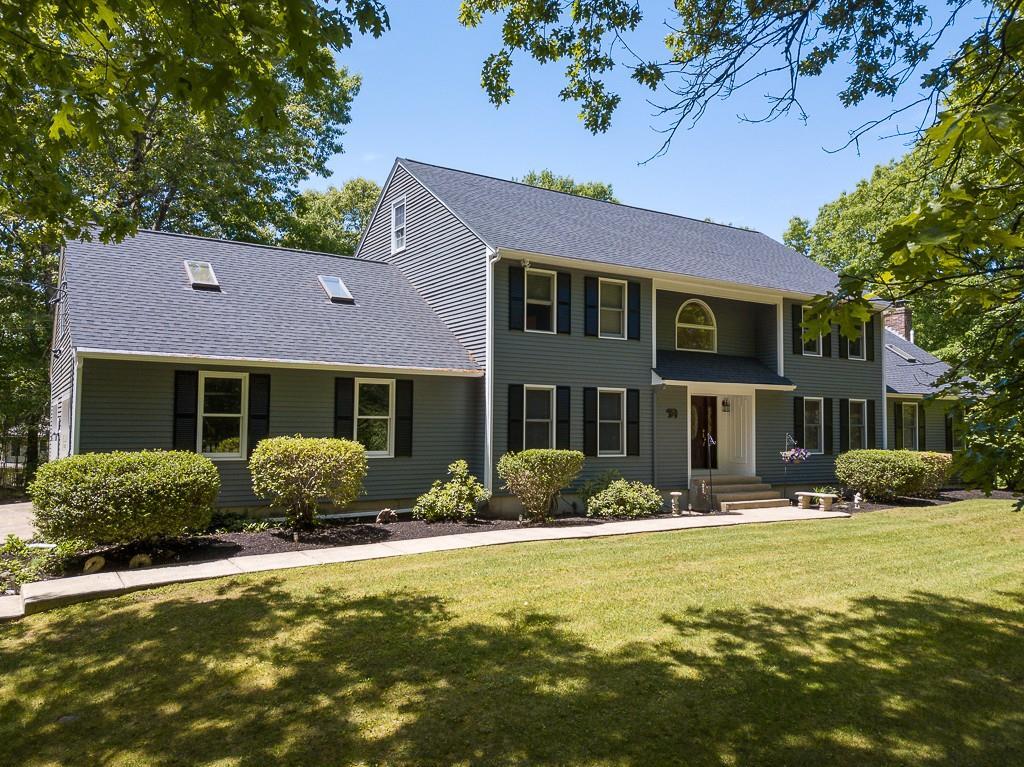 143 Marshall St - Photo 1