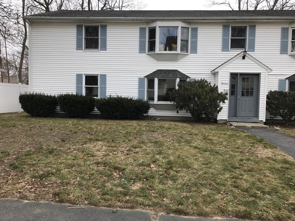 13 Vineyard St - Photo 1