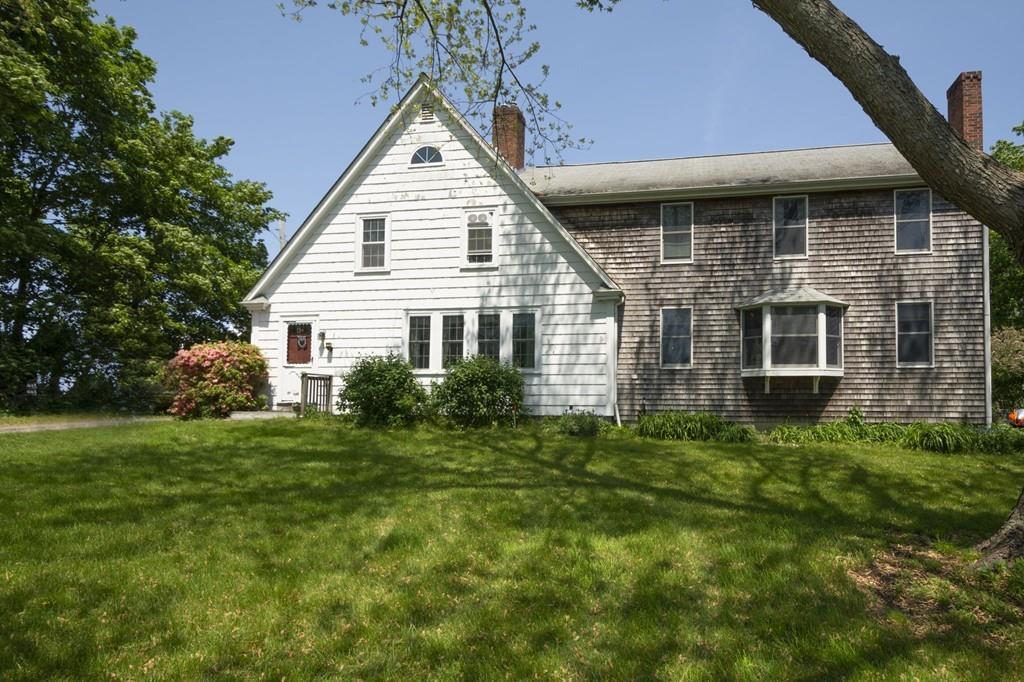 326 King St - Photo 1