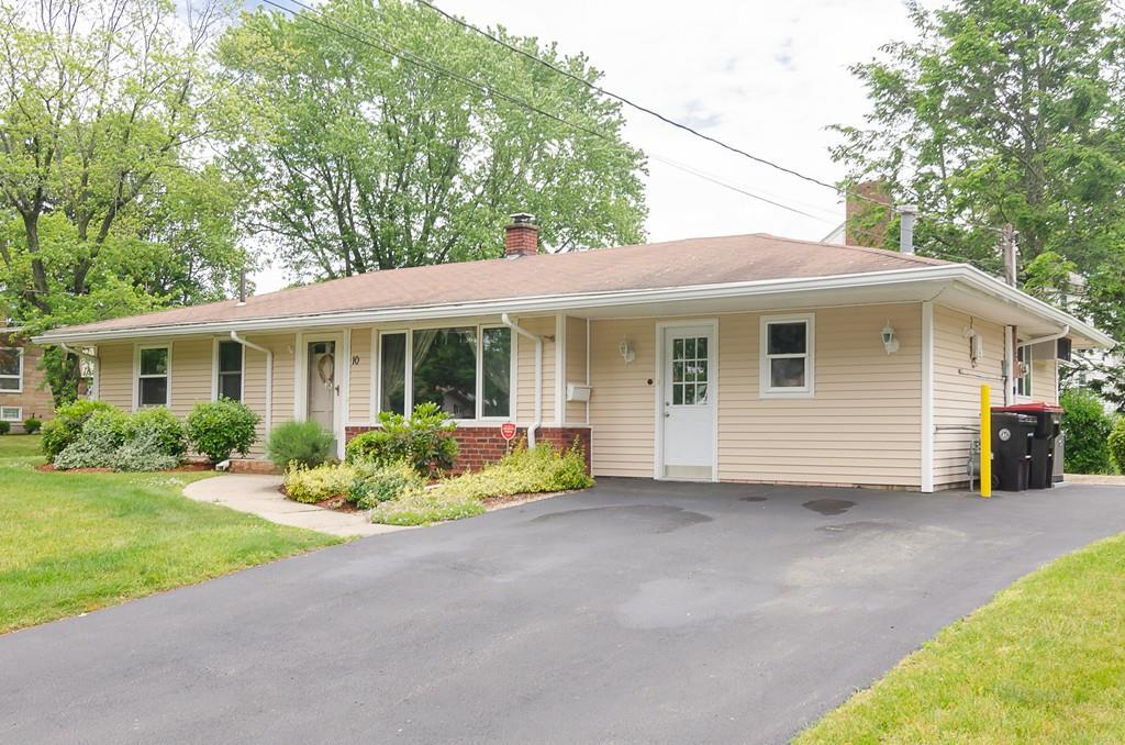 10 Rene Rd - Photo 1