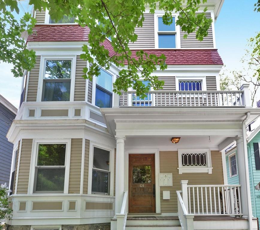 639 Chestnut Hill Ave - Photo 1