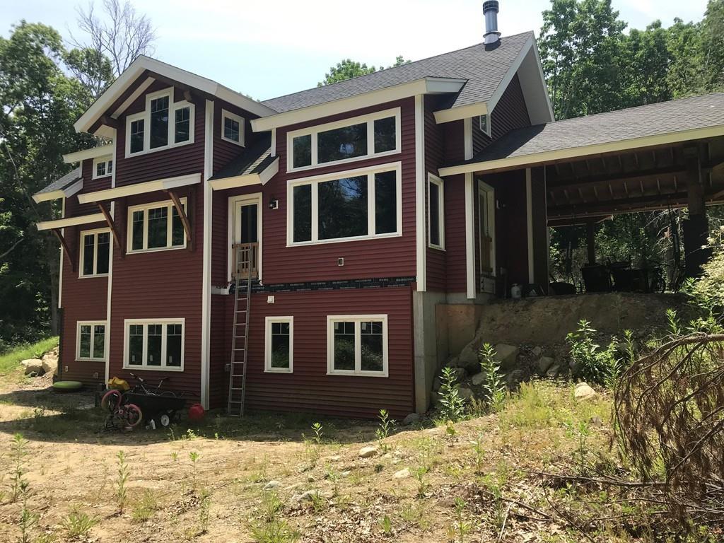 1735 Main St - Photo 1