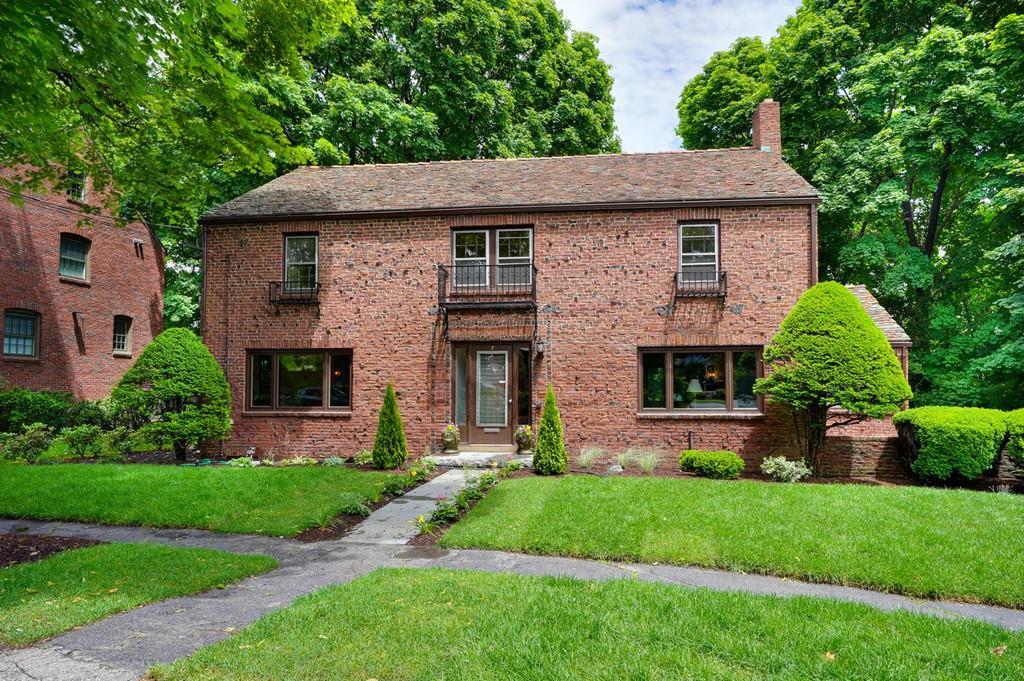7 Village Lane - Photo 1