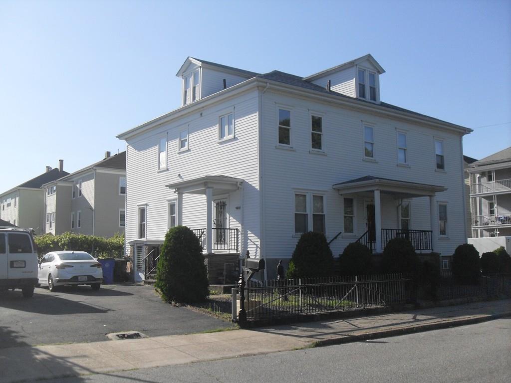 82 Saint Mary St - Photo 1