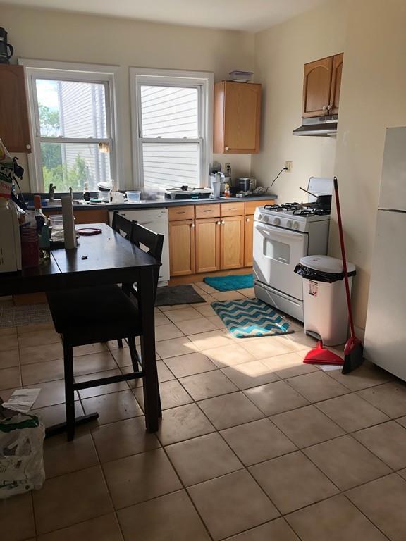 27 Park St - Photo 1