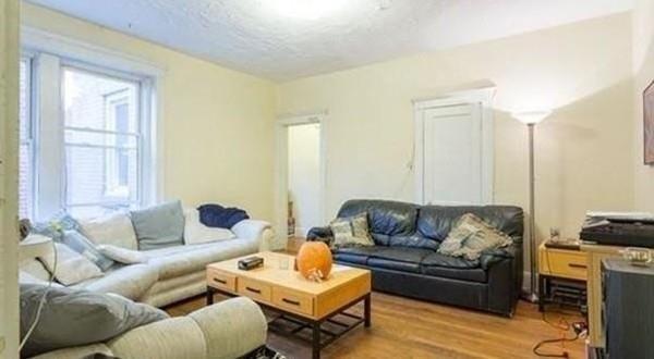 233 Kelton St - Photo 1