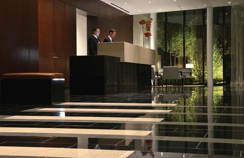 580 Washington - Photo 1
