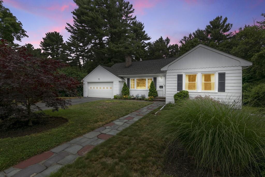 4 Richards Rd - Photo 1