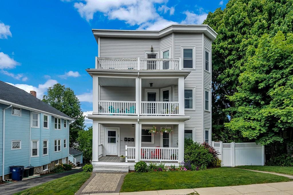 48 Montvale - Photo 1
