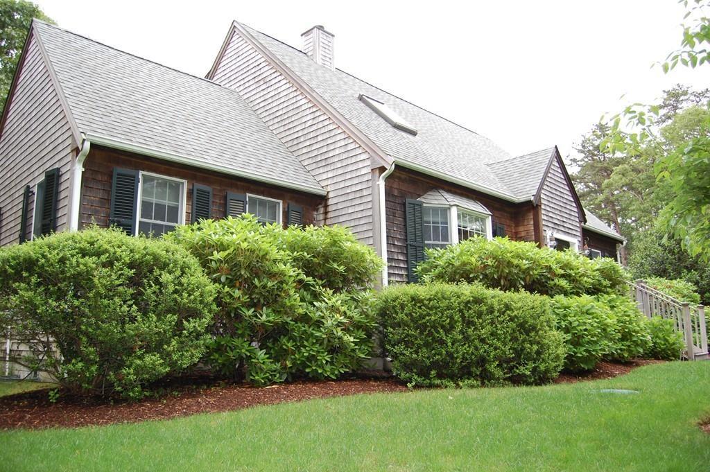 5 Upper Meadow Ln - Photo 1