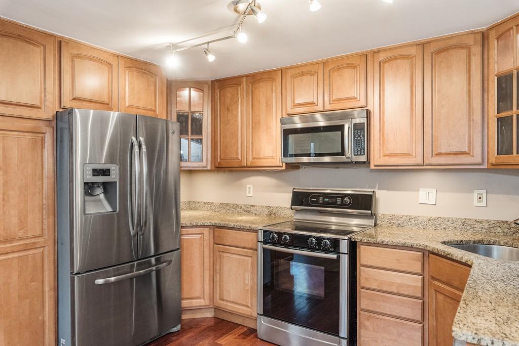 18 Filomena Rd. - Photo 1