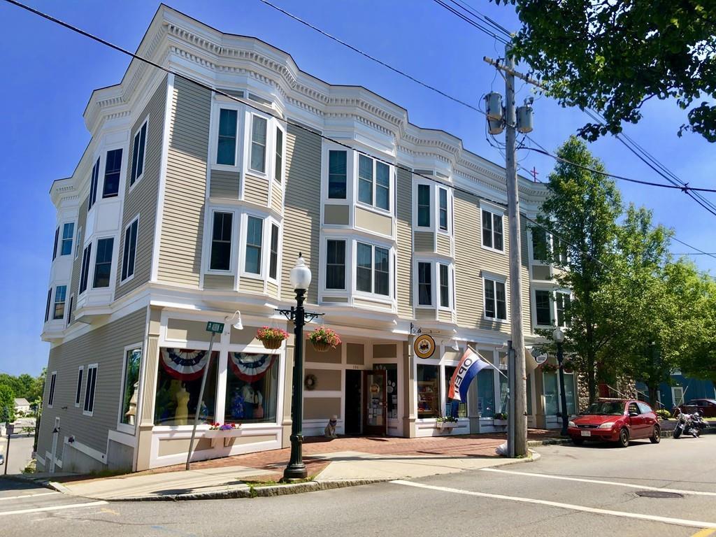 112 Main St - Photo 1