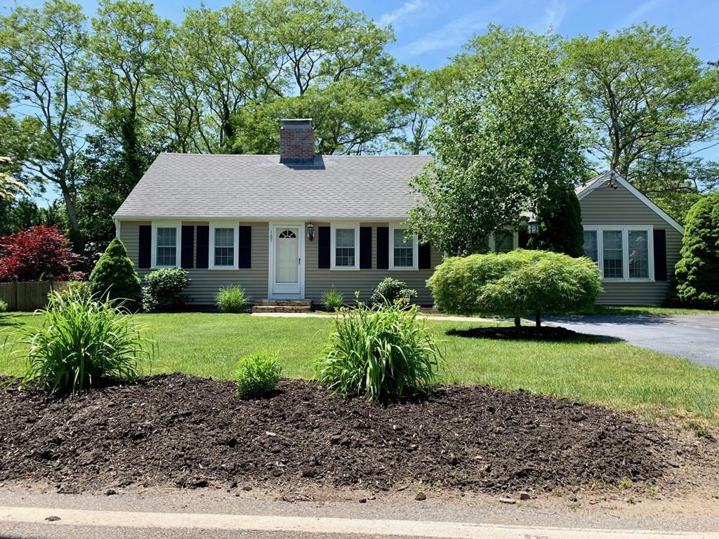 187 Greenwood Ave - Photo 1