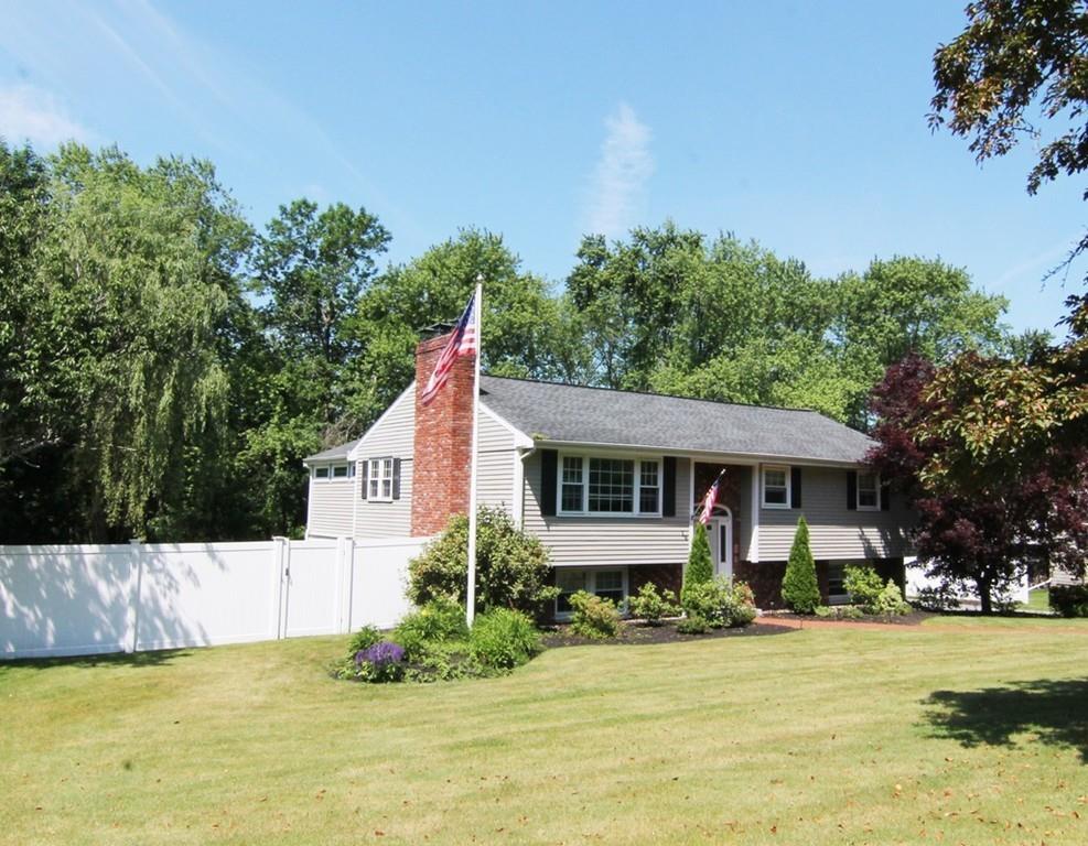 16 Sheridan Road - Photo 1