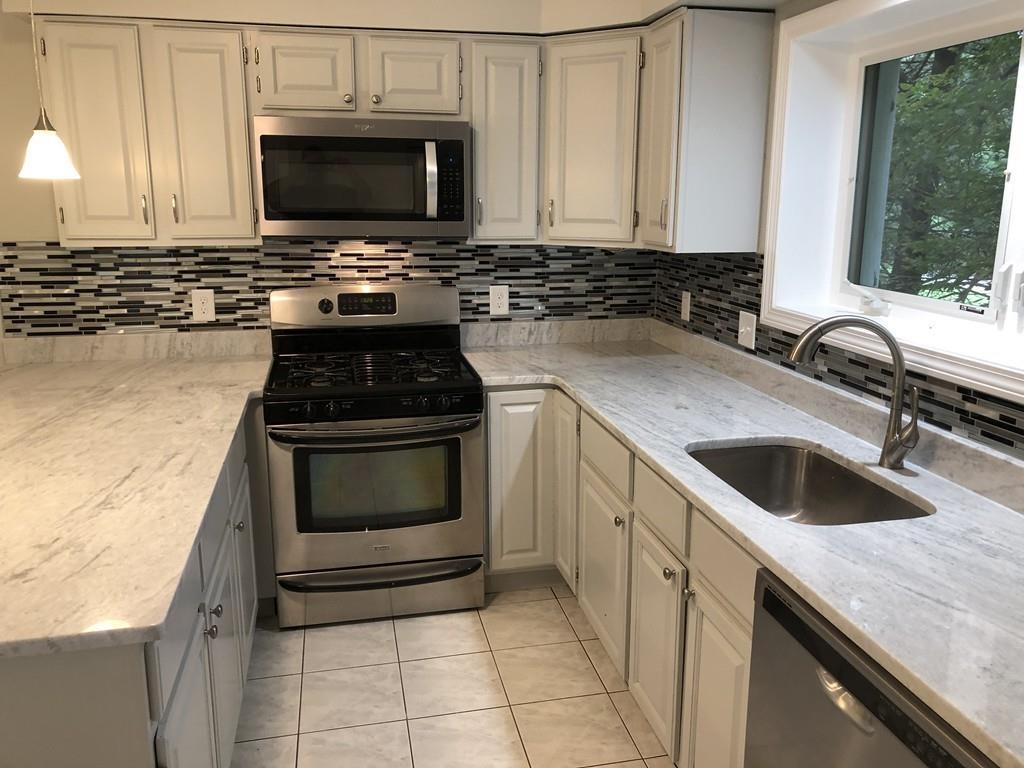 226 Captain Eames Cir - Photo 1