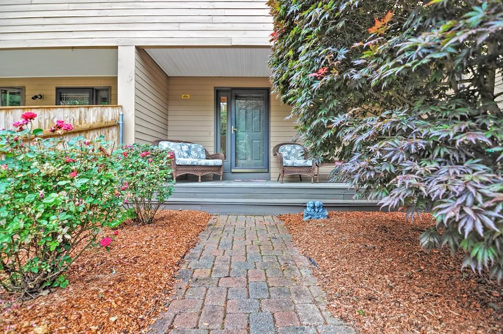 9 Emerson Way - Photo 1