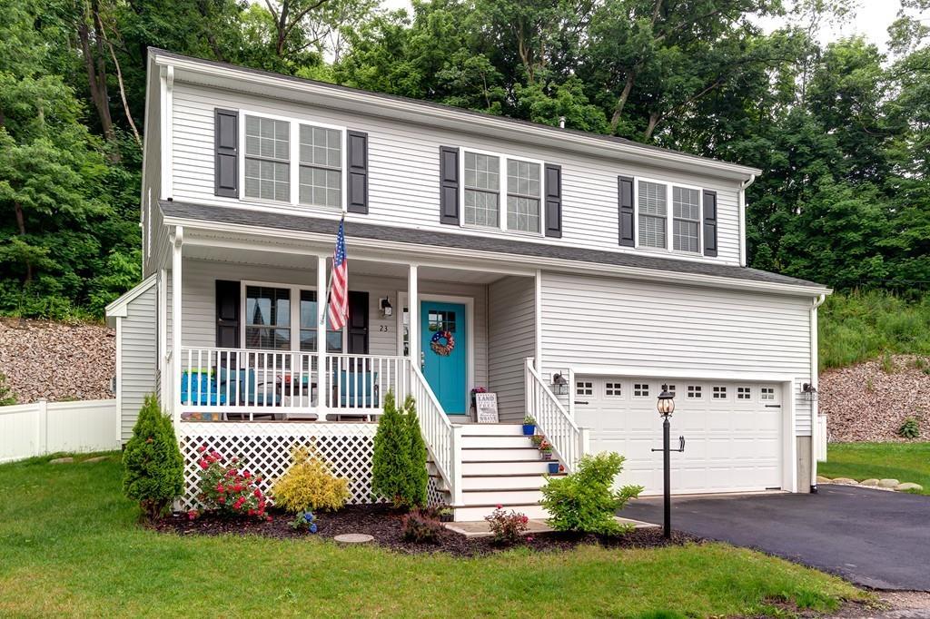 23 Basswood Blvd - Photo 1