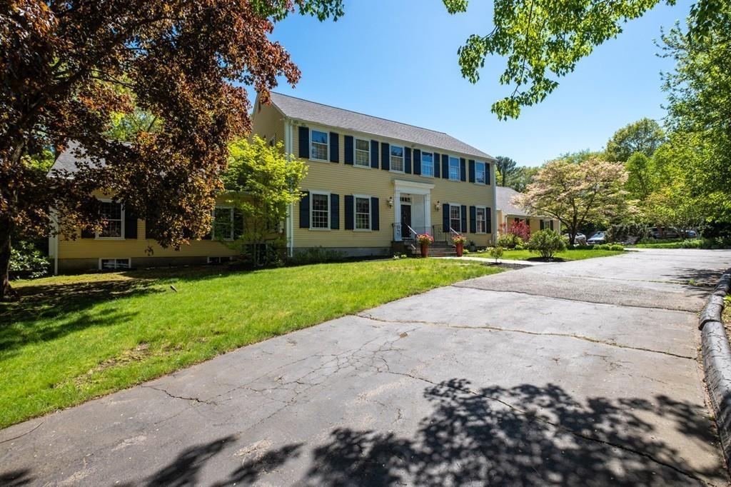 65 Parkwood Drive - Photo 1