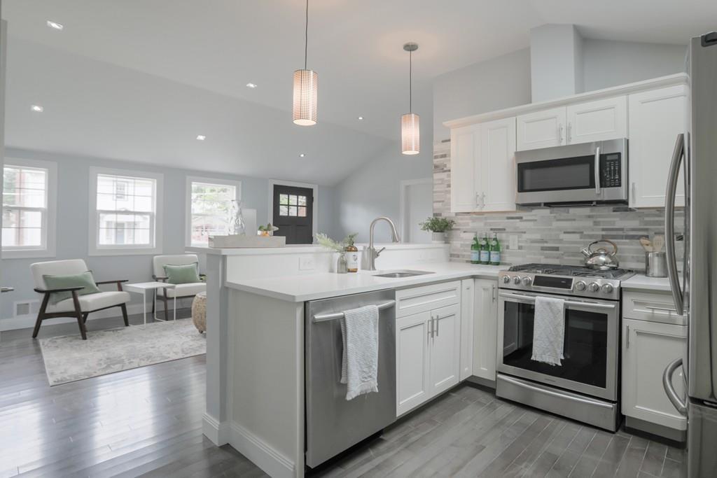 426 Central St - Photo 1