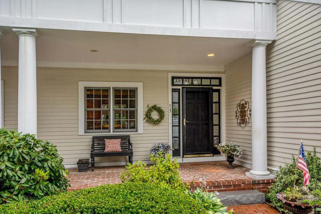 13 Whiting Lane - Photo 1