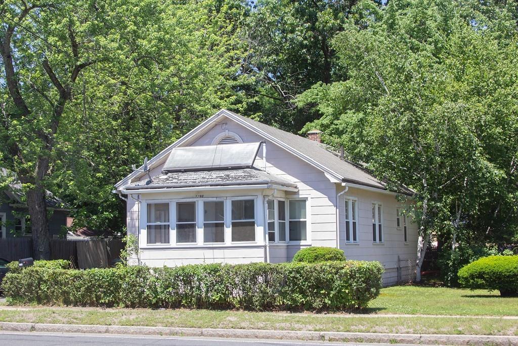1298 Page Blvd - Photo 1