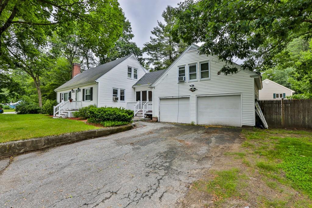 16 Newton Avenue - Photo 1