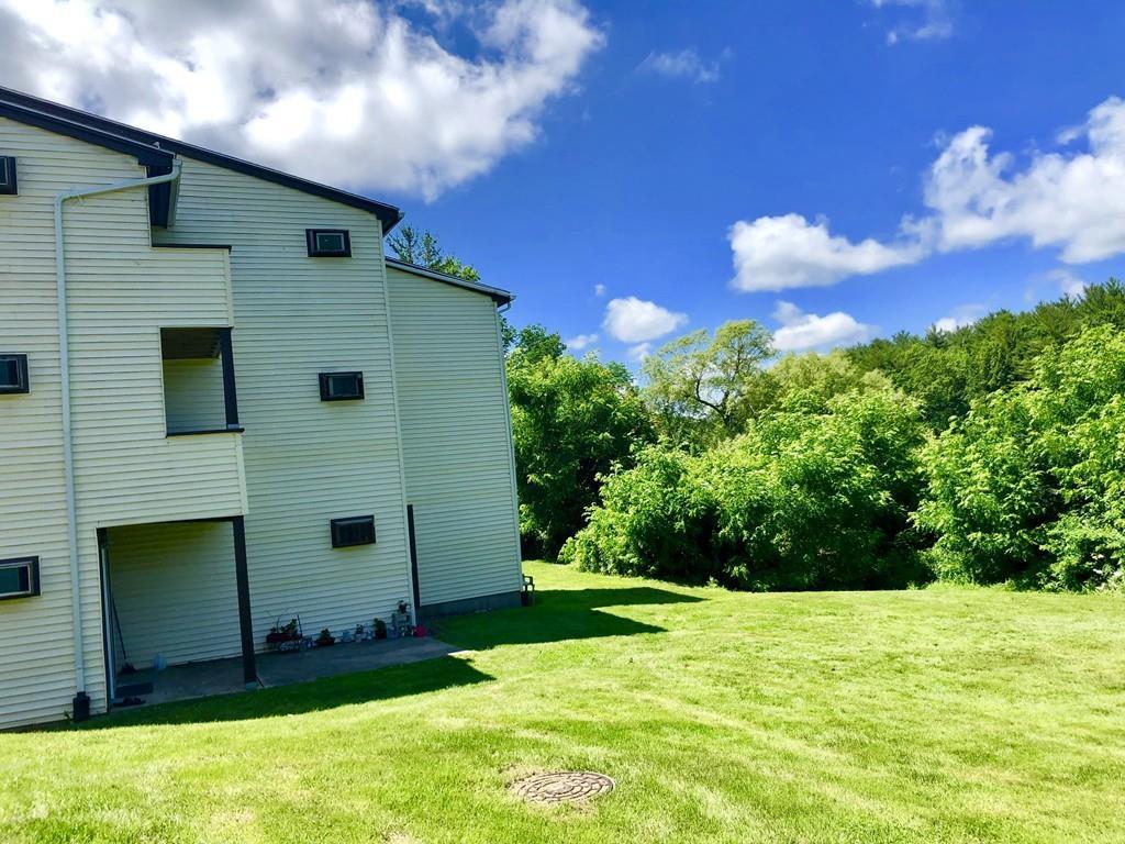 19 Powderhouse Ct - Photo 1