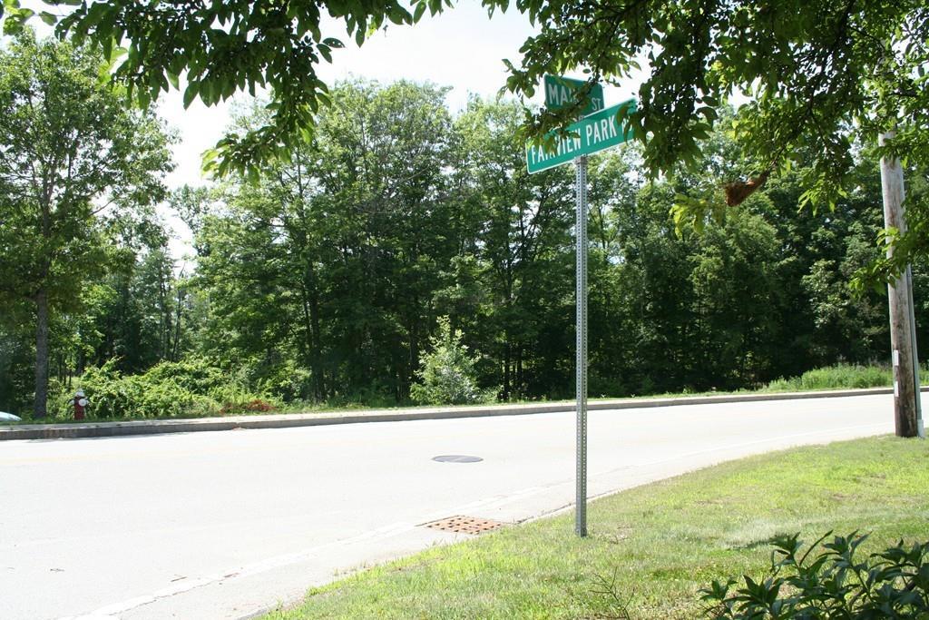 105 Main St - Photo 1