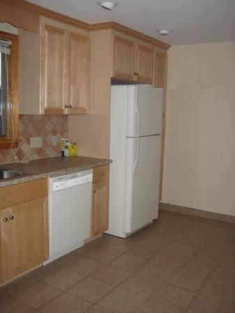 82 North St - Photo 1