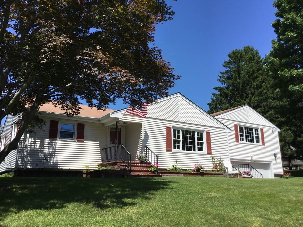 680 Winslow Ave - Photo 1