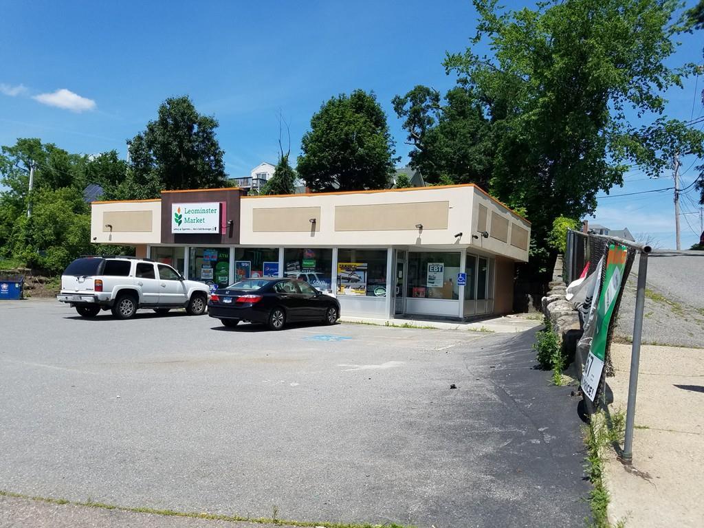 8 Lancaster St - Photo 1