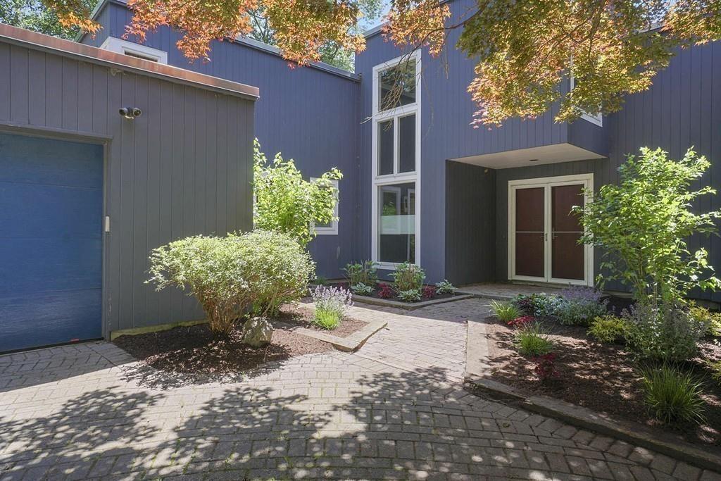4 Twin Pond Ln - Photo 1