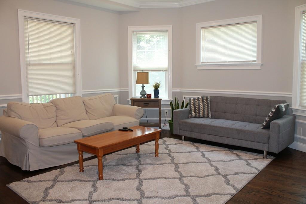 34 Circuit St - Photo 1